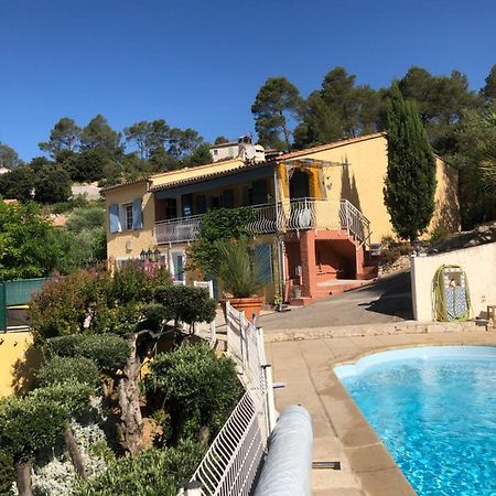 Appartement Dans La Colline Belgentier Exterior foto